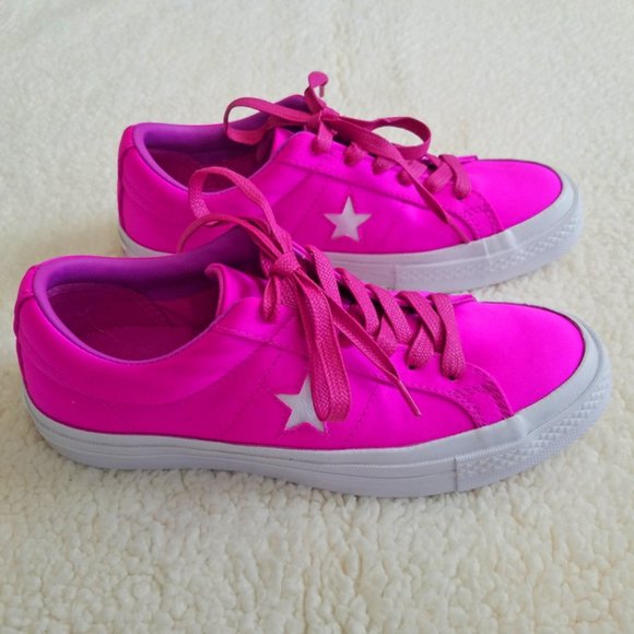 NWOT Converse Chuck Taylor All Star Lace-Up Sneakers - Picture 2 of 6